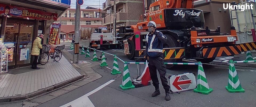 博多区内にて交通誘導警備業務を実施致しました。