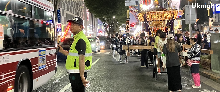 「曙町・高松町 神輿/大太鼓巡業」にて交通誘導警備業務を実施致しました。